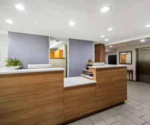 Photo 4 - Microtel Inn by Wyndham Greensboro