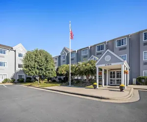 Photo 2 - Microtel Inn by Wyndham Greensboro