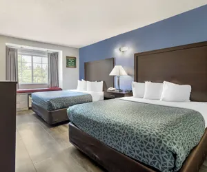 Photo 5 - Greenville Pelham Inn by IHG