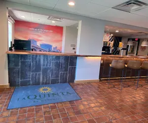 Photo 4 - La Quinta Inn & Suites by Wyndham Tempe University / Phoenix