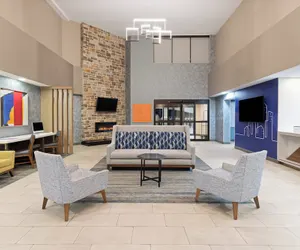 Photo 2 - Holiday Inn Express Harrisburg I-81 – Hershey By IHG