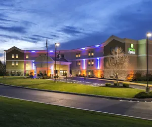 Photo 2 - Holiday Inn Express Harrisburg NE, an IHG Hotel