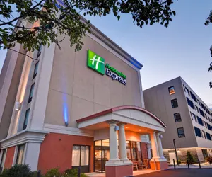 Photo 2 - Holiday Inn Express Boston by IHG
