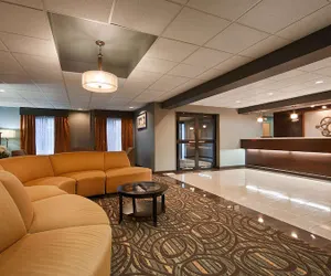 Photo 3 - Best Western Plus Coldwater Hotel