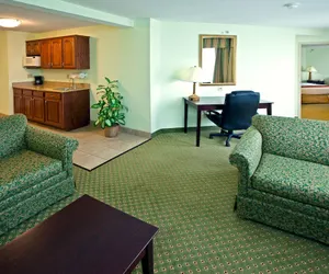 Photo 4 - Holiday Inn Express & Suites Scottsburg, an IHG Hotel