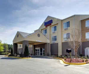 Photo 2 - Fairfield Inn & Suites by Marriott Atlanta Suwanee