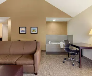 Photo 4 - Comfort Inn & Suites Greeley