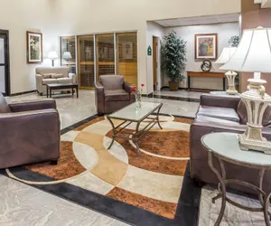 Photo 3 - Wingate by Wyndham - Joliet