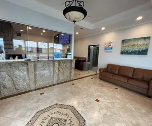 Photo 4 - Studio 6 Suites Gardena, CA