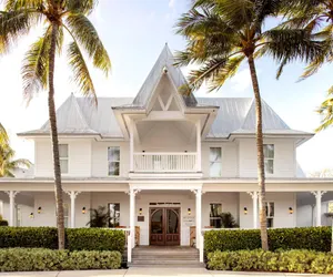 Photo 2 - Tranquility Bay Beachfront Hotel and Resort