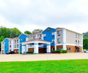 Photo 2 - Quality Inn & Suites Caseyville - St. Louis