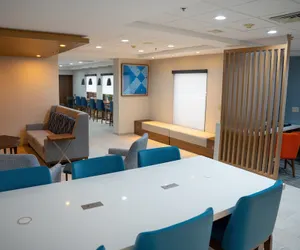 Photo 5 - Holiday Inn Express Hotel & Suites West Chester by IHG