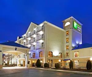 Photo 2 - Holiday Inn Express & Suites Asheville SW - Outlet Ctr Area