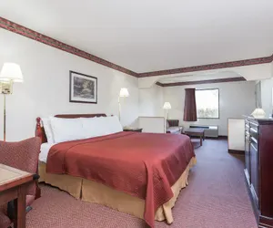 Photo 3 - Days Inn by Wyndham Royston