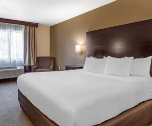 Photo 2 - Comfort Inn And Suites Paw Paw
