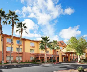 Photo 2 - SpringHill Suites Tempe at Arizona Mills Mall