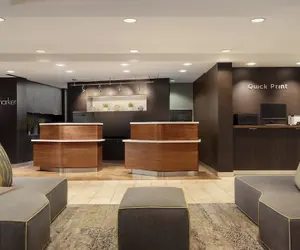 Photo 4 - Courtyard Marriott Greenville