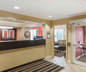 Photo 3 - Extended Stay America Suites Milwaukee Brookfield