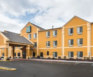 Photo 2 - Quality Inn & Suites near I-80 and I-294