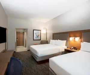 Photo 5 - Holiday Inn Express & Suites Norfolk by IHG