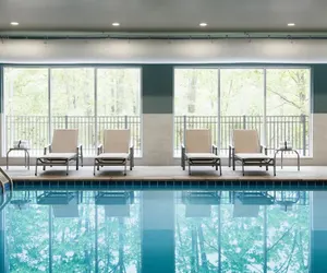 Photo 2 - Holiday Inn Express & Suites Pittsfield - Berkshires