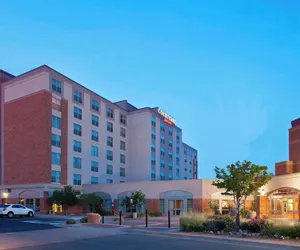 Photo 2 - Courtyard by Marriott Pueblo Downtown