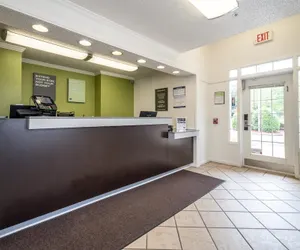 Photo 4 - Studio 6 Roswell, GA - Atlanta