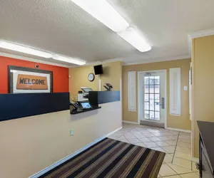 Photo 3 - Extended Stay America Suites Fort Worth Medical Center