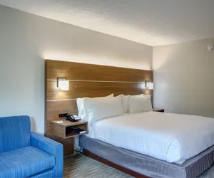 Photo 3 - Holiday Inn Express Columbus South - Obetz by IHG