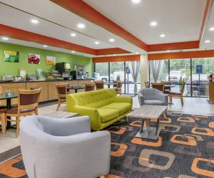 Photo 4 - Quality Inn Rogersville