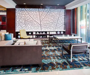 Photo 3 - Dallas Marriott Suites Medical/Market Center