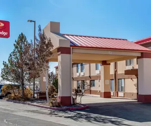 Photo 2 - Econo Lodge Pueblo