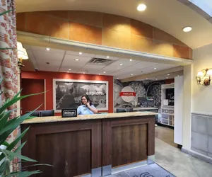 Photo 4 - Hampton Inn & Suites Tucson-Mall