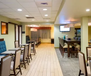 Photo 3 - Hampton Inn Danville