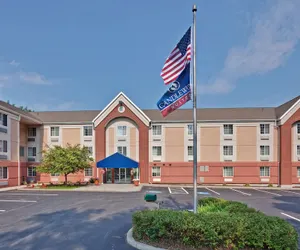 Photo 2 - Candlewood Suites East Syracuse - Carrier Circle, an IHG Hotel