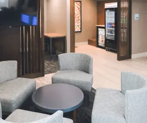 Photo 3 - Holiday Inn Express Lompoc by IHG