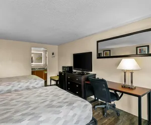 Photo 5 - Americas Best Value Inn Martinsburg