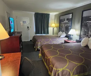 Photo 5 - Budgetel Inn & Suites