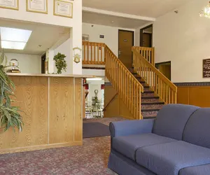 Photo 2 - Days Inn by Wyndham Omaha/West Dodge