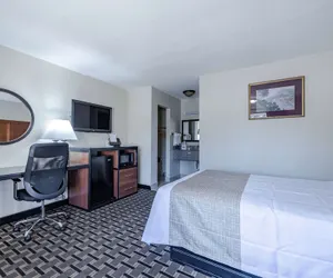 Photo 5 - Travelodge by Wyndham Jackson I-40 Exit 82