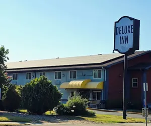 Photo 2 - Deluxe Inn Willows