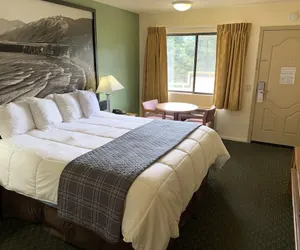 Photo 4 - Mission Inn San Luis Obispo