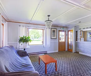 Photo 3 - Country Hearth Inn & Suites By OYO Sturgis