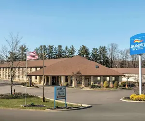 Photo 2 - Baymont by Wyndham Logan