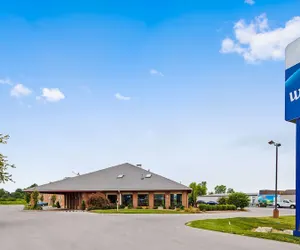 Photo 2 - Best Western Norwalk