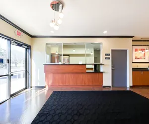Photo 4 - Blaine Town Inn & Suites