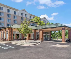 Photo 2 - Hilton Garden Inn Plymouth