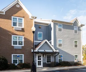 Photo 2 - Alluxsuites at 1876, an Ascend Collection Hotel