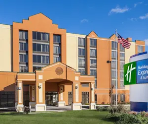 Photo 2 - Holiday Inn Express Hotel & Suites South Portland, an IHG Hotel