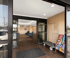 Photo 3 - Comfort Inn Bordentown near NJ Turnpike